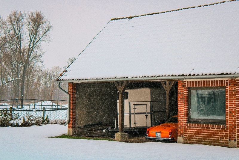 Dvojitý carport se skladem – Česká Třebová, BSH 6×6 m, sedlová střecha s taškou, na klíč